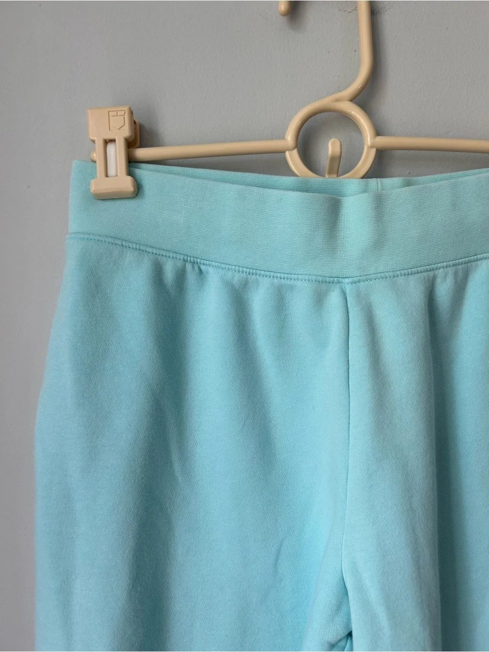 Nike youth Sportswear Club Fleece Mid-Rise Joggers Light Baby Blue youth XL
